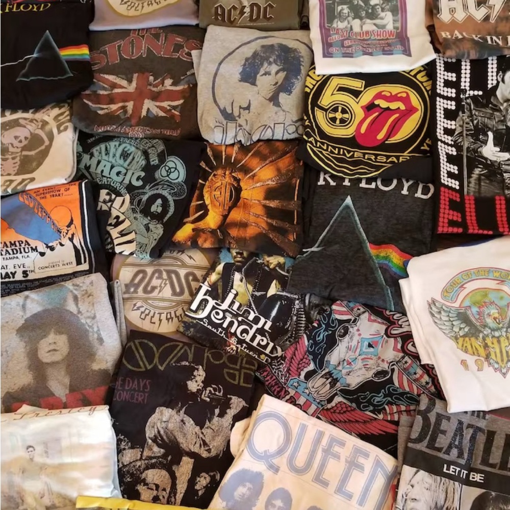 GRAPHIC LIVE LISTING🤘 - Picture 4 of 4